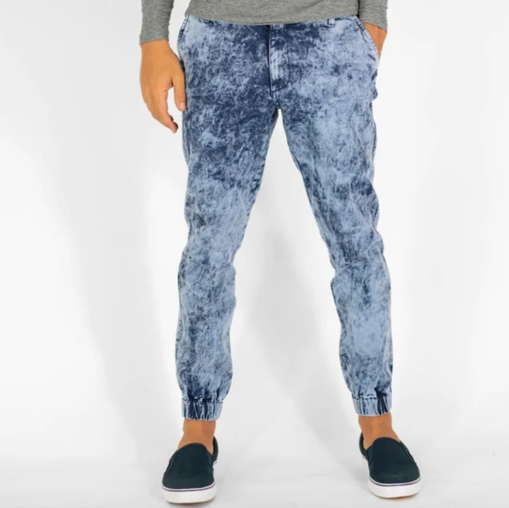 Stonewashed Denim Cropped Jeans
